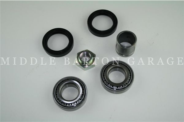WHEEL BEARING SET REAR 500/126/600D